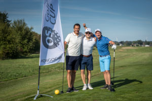 Golfsport in bester Kleidung