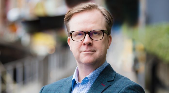 Video: Charles Bell ist einer DER Personalisierungs-Experten – seinen CMCX-Vortrag siehst Du hier